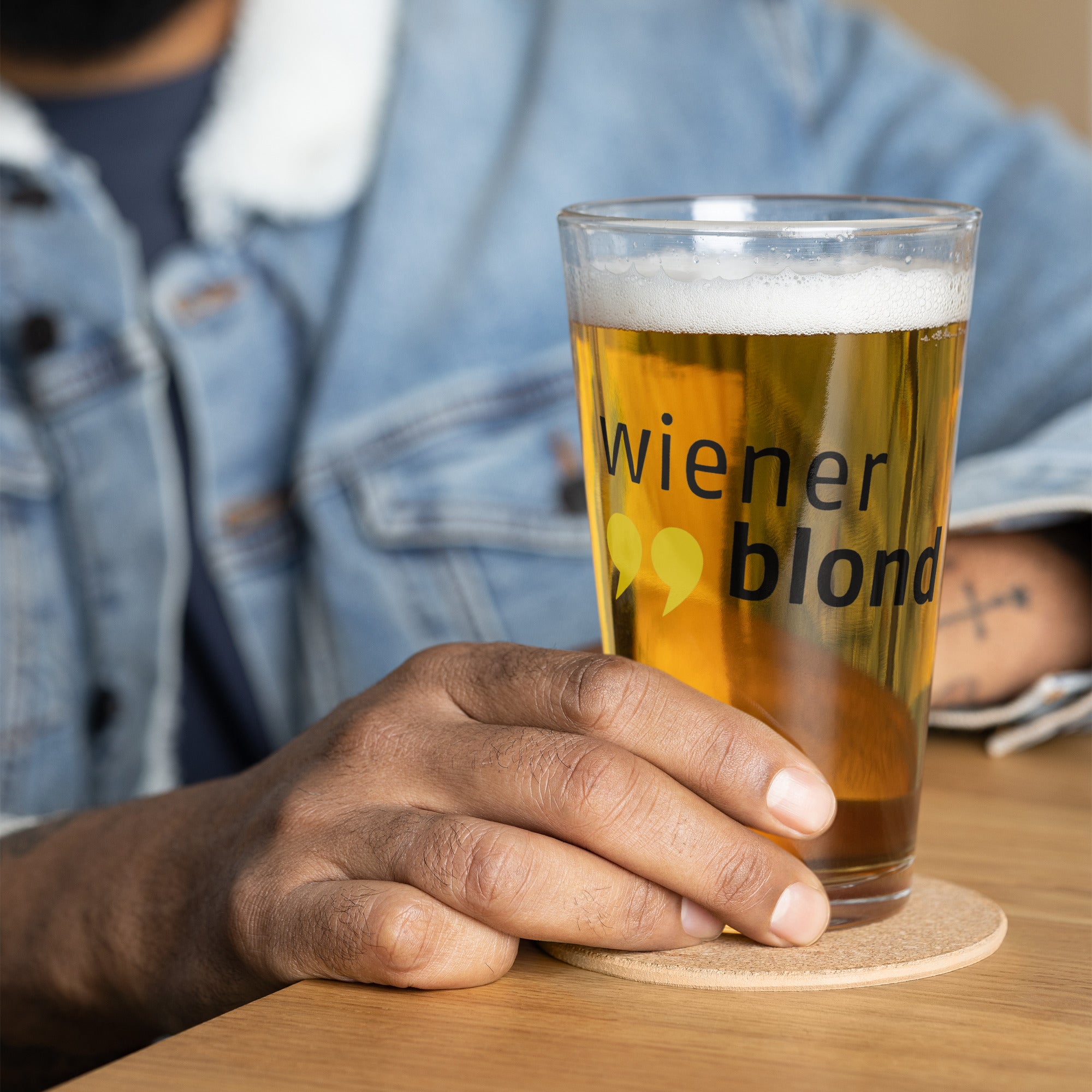 Wiener Blond, „Band Logo Merch", Pint-Glas (473ml)
